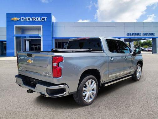Sterling Gray Metallic 2025 Chevrolet Silverado 1500 High Country