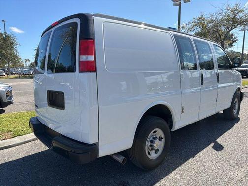2024 Chevrolet Express 2500 RWD 2500 Regular Wheelbase WT