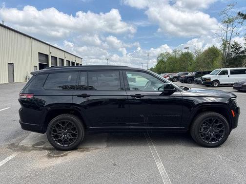 2025 Jeep Grand Cherokee L Summit Reserve