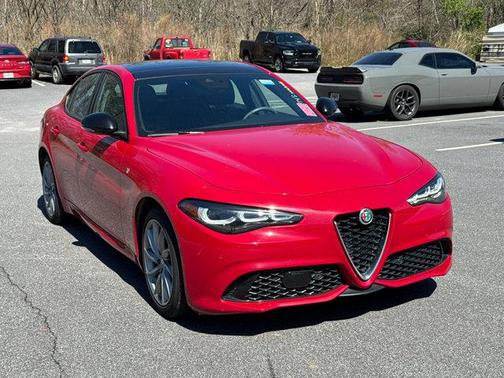 2024 Alfa Romeo Giulia Ti