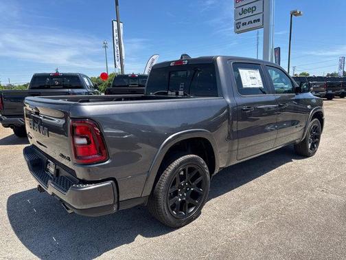 Granite Crystal Metallic Clearcoat 2026 RAM 1500 Laramie