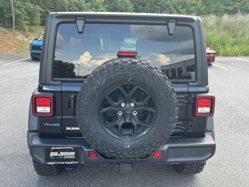 Black Clearcoat 2025 Jeep Wrangler 4xe Willys
