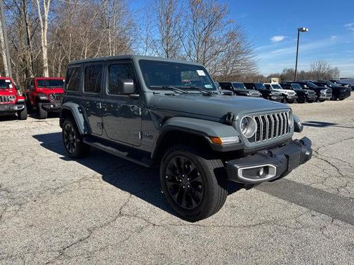2025 Jeep Wrangler 4xe Sahara