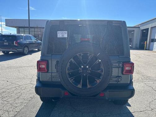 2025 Jeep Wrangler 4xe Sahara