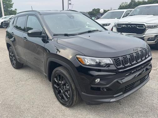 Diamond Black Crystal Pearlcoat 2026 Jeep Compass Sport