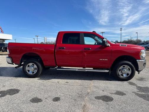 2024 RAM 2500 Big Horn Crew Cab 4x4 6'4' Box