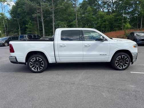 Ivory White Tri-Coat Pearlcoat 2026 RAM 1500 Longhorn