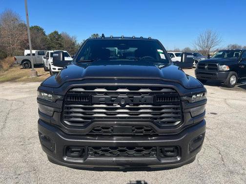 2026 RAM 3500 Big Horn Crew Cab 4x4 8' Box