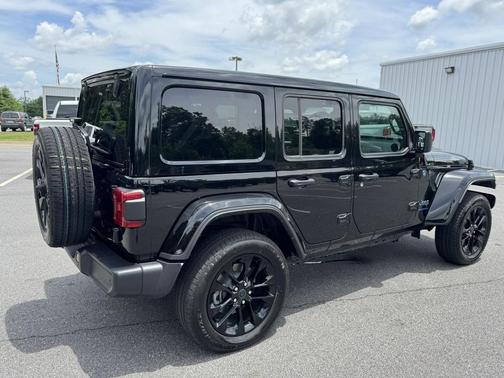 Black Clearcoat 2025 Jeep Wrangler 4xe Sahara