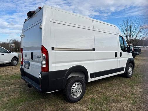 2025 RAM ProMaster 1500 Base