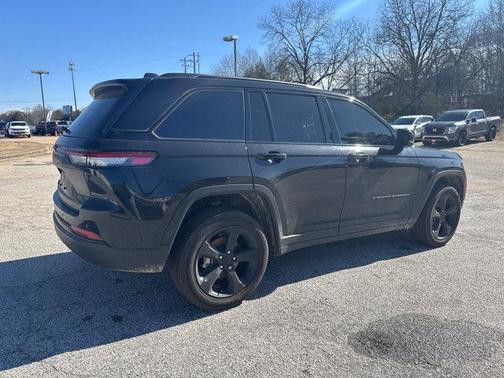 2024 Jeep Grand Cherokee Altitude