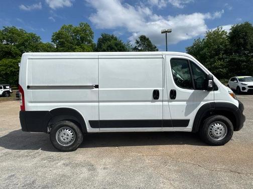 Bright White Clearcoat 2025 RAM ProMaster 2500 Tradesman