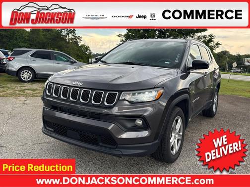 Gray 2024 Jeep Compass Latitude