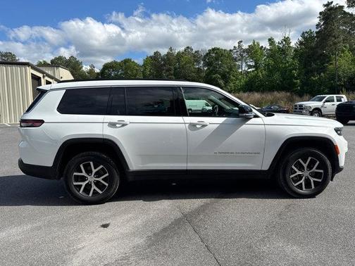 Bright White Clearcoat 2025 Jeep Grand Cherokee L Limited