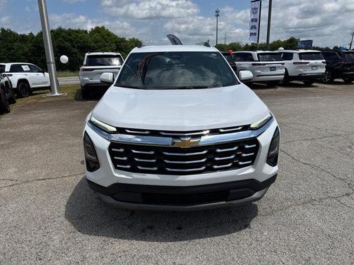 Summit White 2025 Chevrolet Equinox 1LT