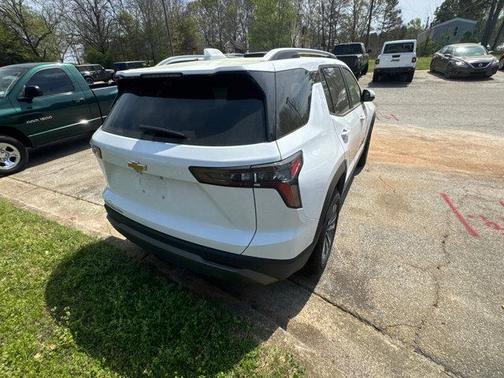 Summit White 2025 Chevrolet Equinox 1LT