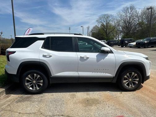 Summit White 2025 Chevrolet Equinox 1LT