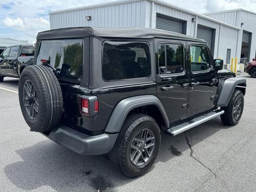 Black Clearcoat 2025 Jeep Wrangler Sport S