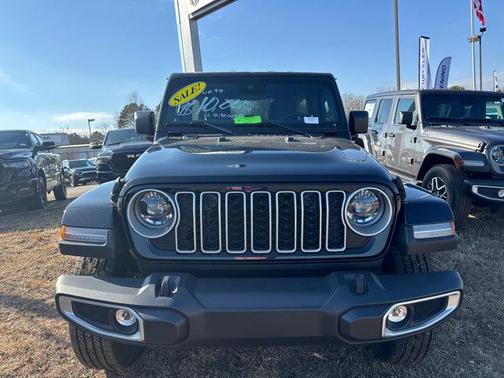 2025 Jeep Wrangler 4-Door Sahara 4x4