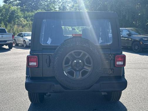Black Clearcoat 2025 Jeep Wrangler Sport