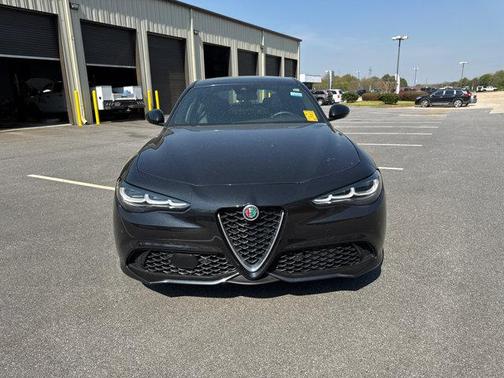 Vulcano Black Metallic 2024 Alfa Romeo Giulia Ti