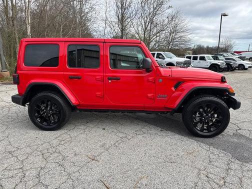 2025 Jeep Wrangler 4xe Sahara