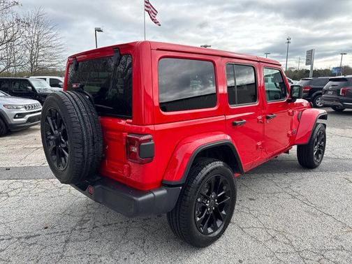 2025 Jeep Wrangler 4xe Sahara