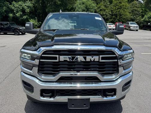 Diamond Black Crystal Pearlcoat 2026 RAM 2500 Big Horn Crew Cab 4x4 6'4' Box