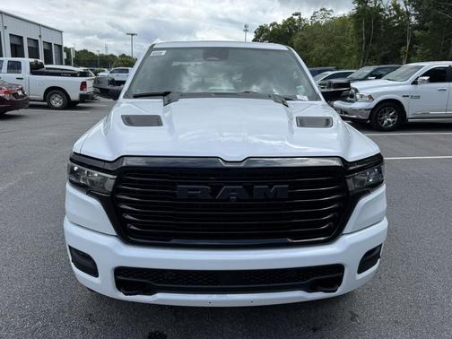 Bright White Clearcoat 2026 RAM 1500 Laramie