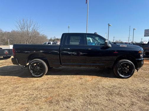 2026 RAM 2500 Big Horn Crew Cab 4x4 6'4' Box