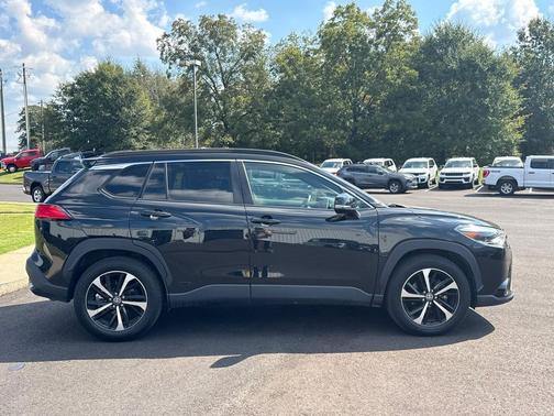 Jet Black 2024 Toyota Corolla Cross Hybrid XSE