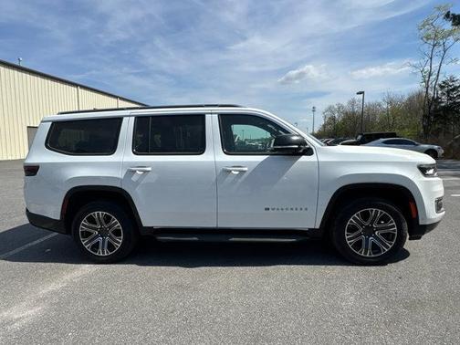 2024 Jeep Wagoneer Series II 4x2