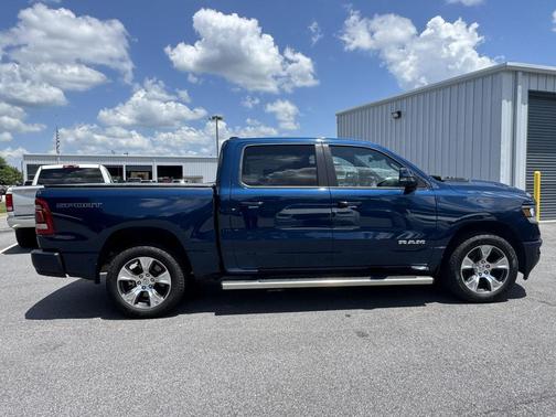 Patriot Blue Pearlcoat 2023 RAM 1500 Laramie