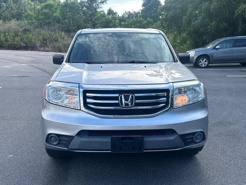 Alabaster Silver Metallic 2014 Honda Pilot LX