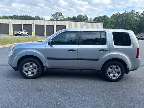 Alabaster Silver Metallic 2014 Honda Pilot LX