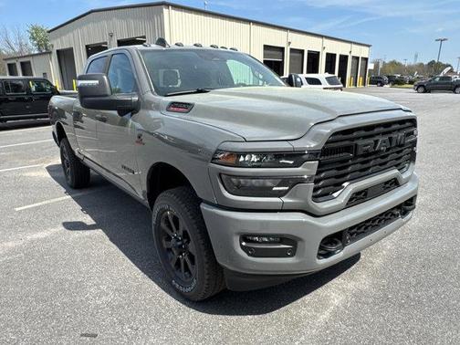 Ceramic Gray Clearcoat 2026 RAM 2500 Big Horn Crew Cab 4x4 6'4' Box