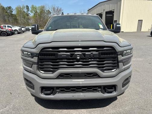 Ceramic Gray Clearcoat 2026 RAM 2500 Big Horn Crew Cab 4x4 6'4' Box