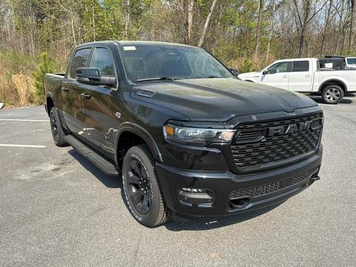 Diamond Black Crystal Pearlcoat 2026 RAM 1500 Big Horn/Lone Star