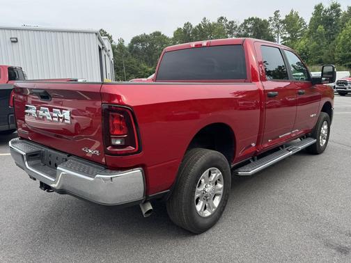 Molten Red Pearlcoat 2026 RAM 2500 Big Horn Crew Cab 4x4 6'4' Box