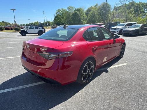 2024 Alfa Romeo Giulia Veloce AWD