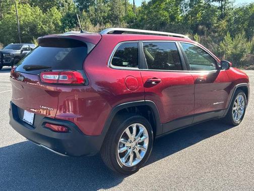 Deep Cherry Red Crystal Pearlcoat 2016 Jeep Cherokee Limited