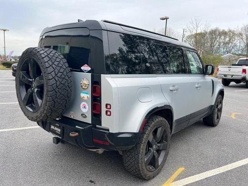 2023 Land Rover Defender 110 X-Dynamic SE