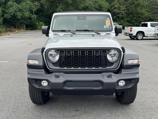 Silver Zynith Clearcoat 2024 Jeep Wrangler Sport S