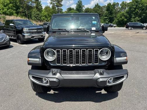 Black Clearcoat 2024 Jeep Wrangler 4-Door Sahara 4x4