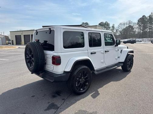 2025 Jeep Wrangler 4xe Sahara