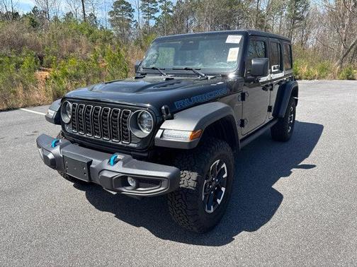 Black Clearcoat 2025 Jeep Wrangler 4xe Rubicon