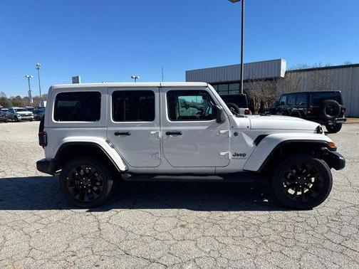 2025 Jeep Wrangler 4xe Sahara