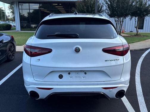 Alfa White 2023 Alfa Romeo Stelvio Veloce AWD