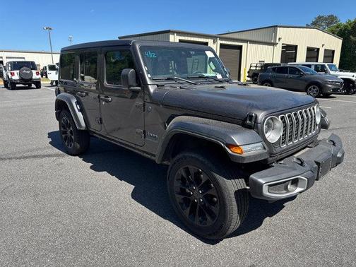 Granite Crystal Metallic Clearcoat 2025 Jeep Wrangler 4xe Sahara