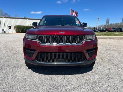 2023 Jeep Grand Cherokee Laredo